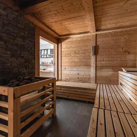 Panoramahotel Huberhof Hotel 4*