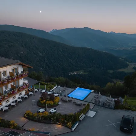 Hotel Panoramahotel Huberhof 4*
